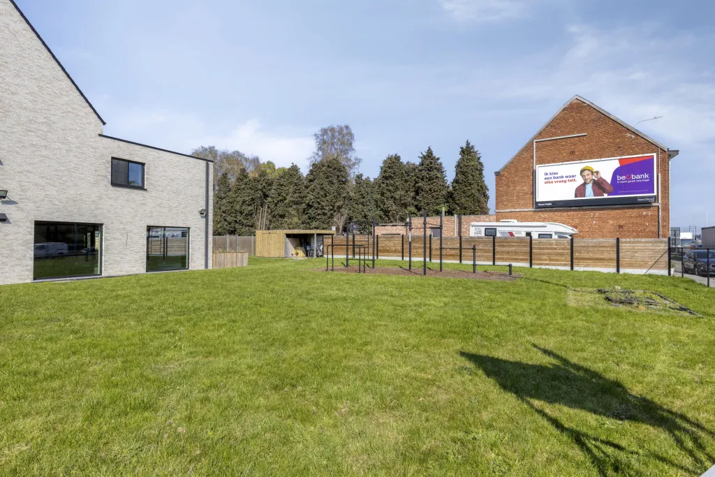 Geerdegemdries27H2800MechelenBE-52_web.jpg