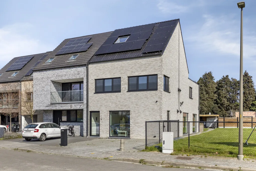 Geerdegemdries27H2800MechelenBE-01_web.jpg
