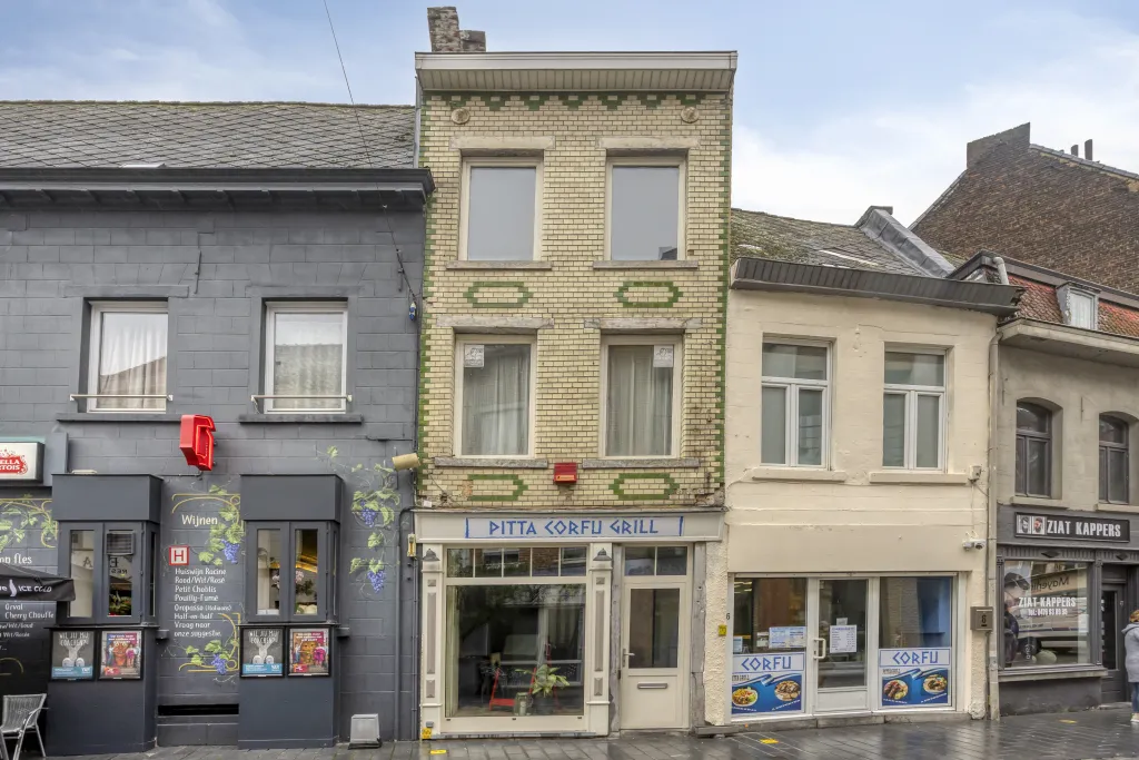 Bergensesteenweg81500Halle-02_highres.jpg