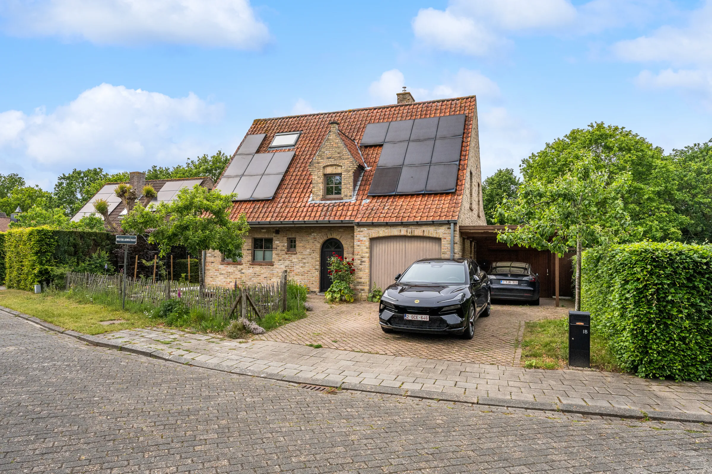 Sint-Andries---Oorlogsvrijwilligerslaan-18-1.jpg