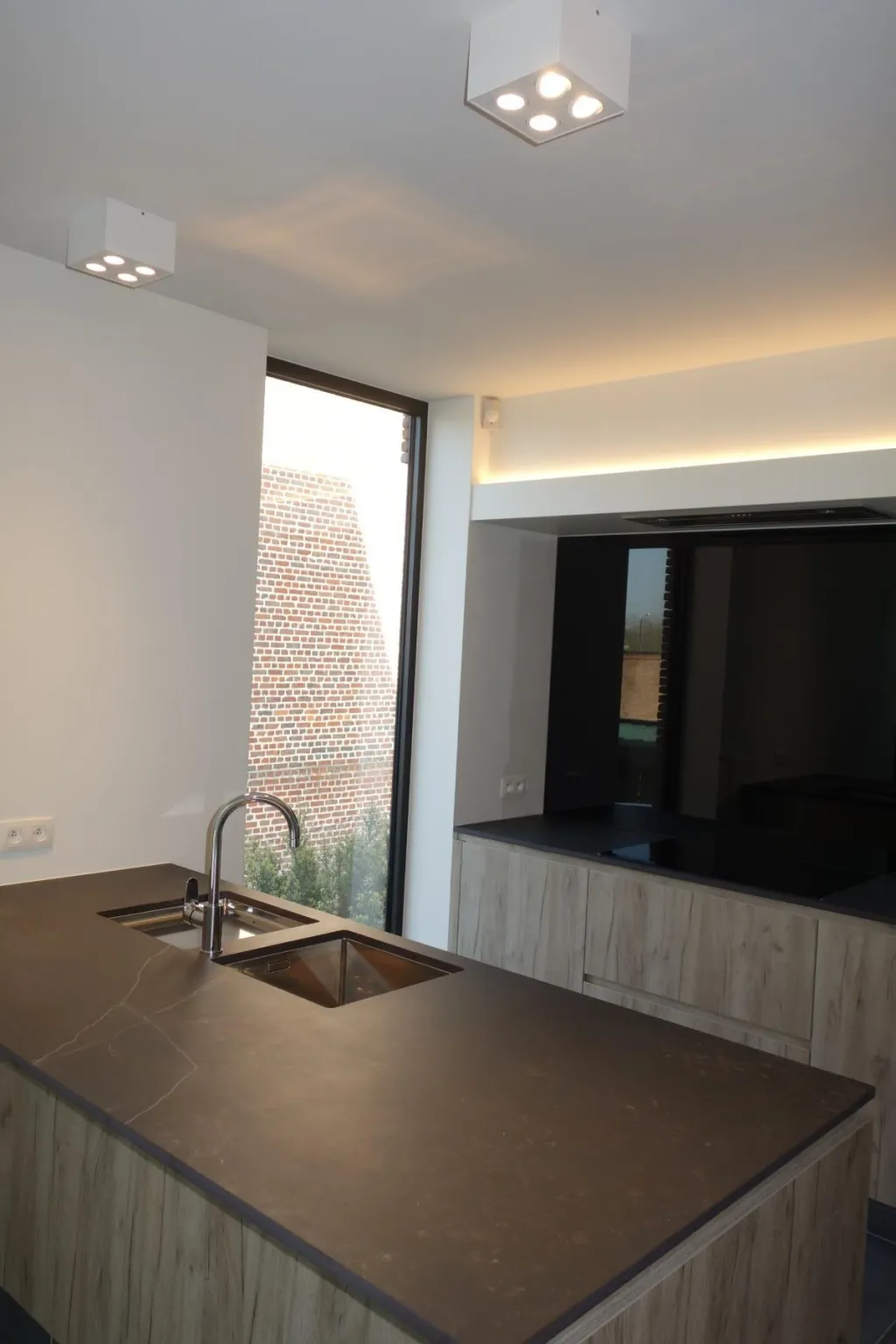 picture_3031539_12629292.jpg
