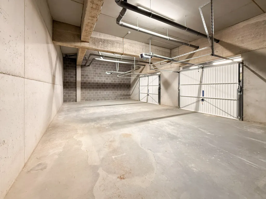 Garages-2.jpg