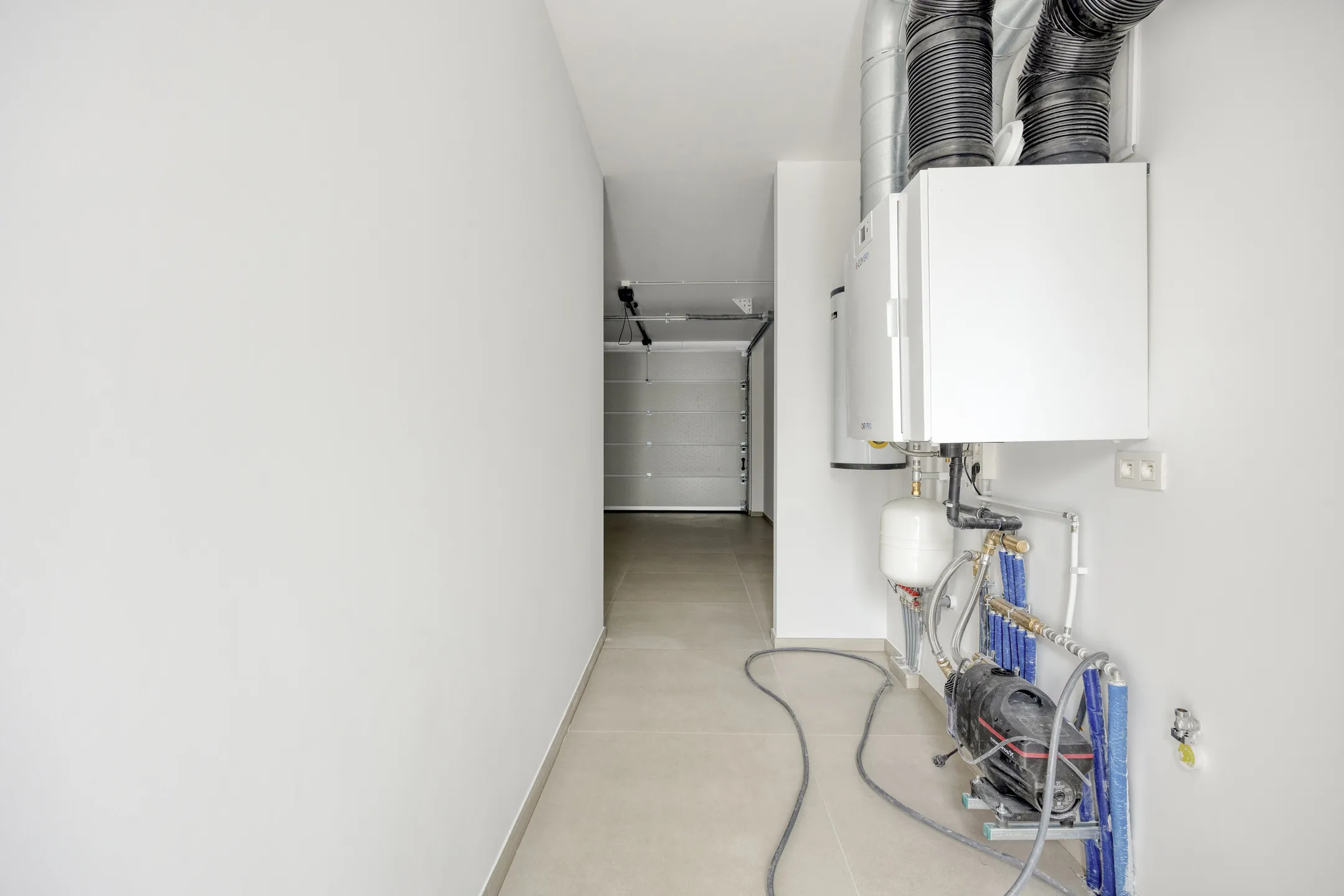 ZestienBundersstraat33500HasseltBE-63_web.jpg