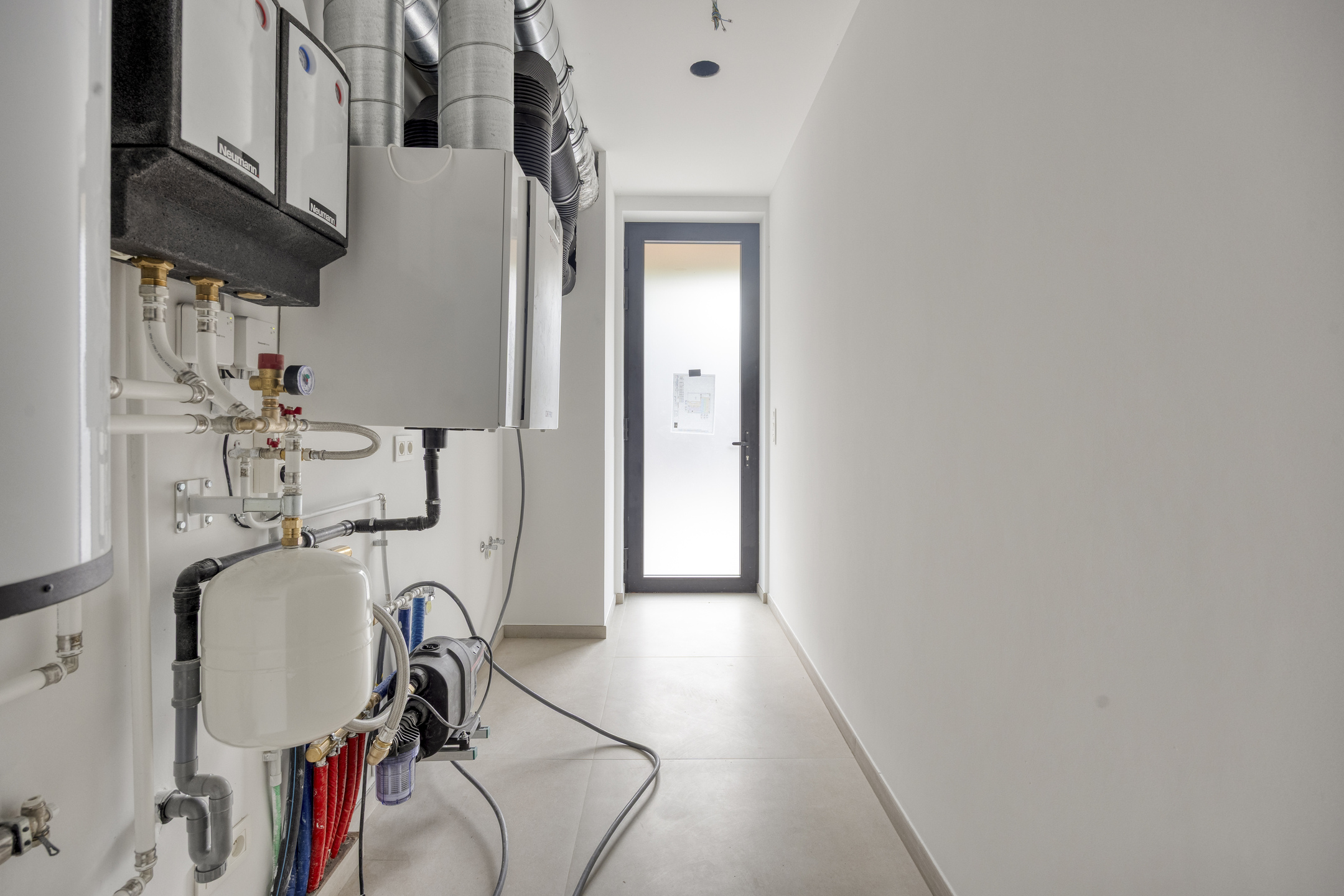 ZestienBundersstraat33500HasseltBE-64_web.jpg