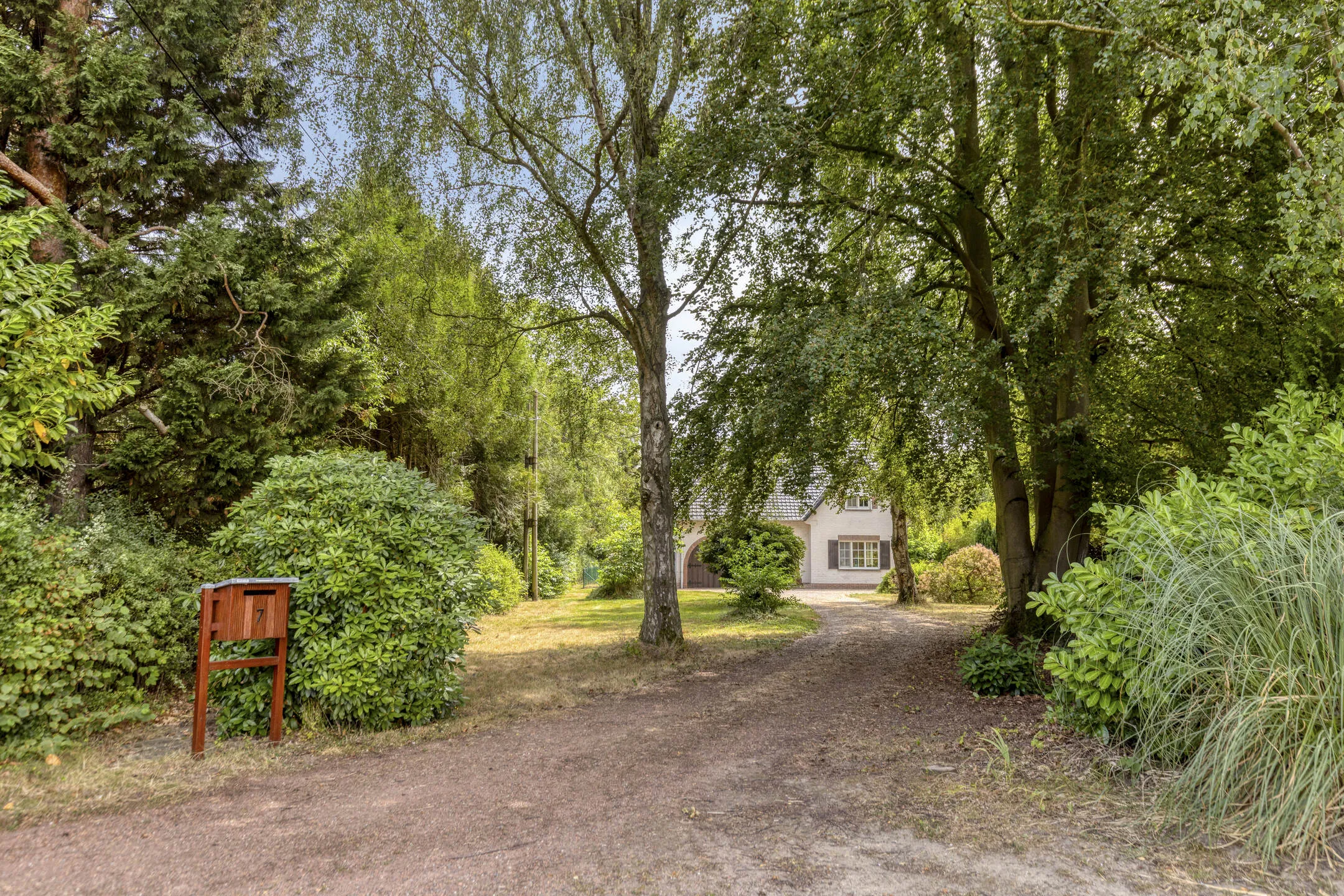 ruedupisselet71390GrezDoiceauBE-03_web.jpg
