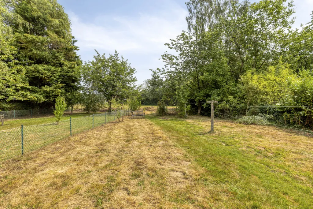 ruedupisselet71390GrezDoiceauBE-33_web.jpg